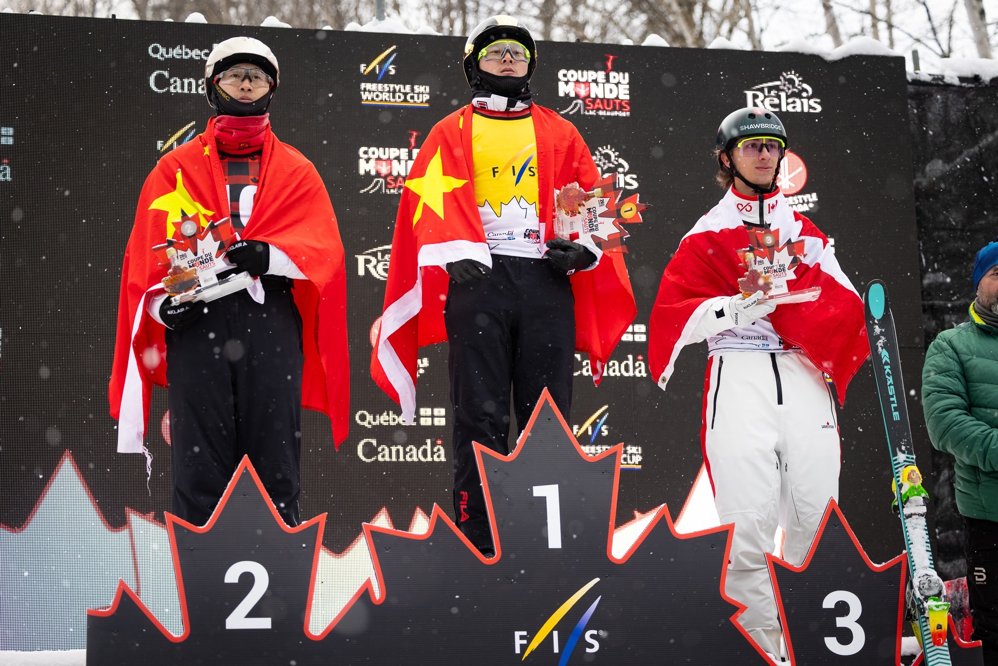 Nadeau remporte le bronze dans des conditions enneigées à Lac-Beauport 2025