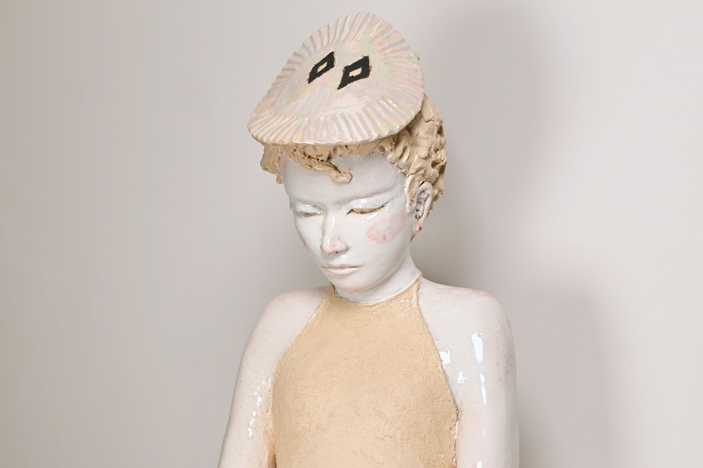 Julia Haumont Buste au masque