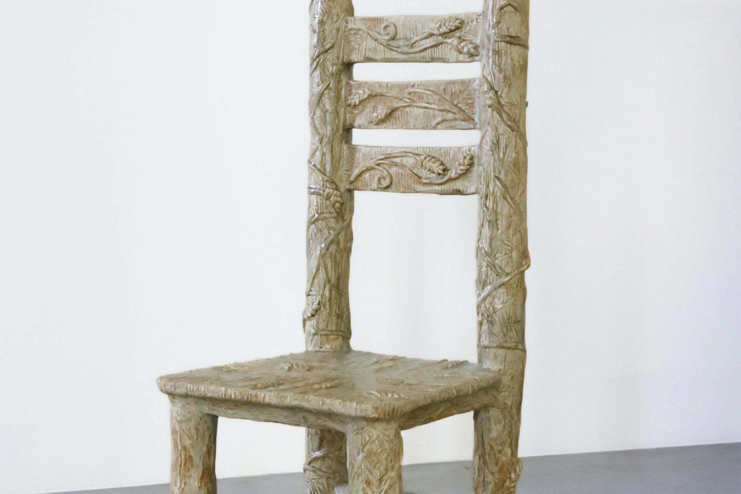 Chair Béatrice Meunier