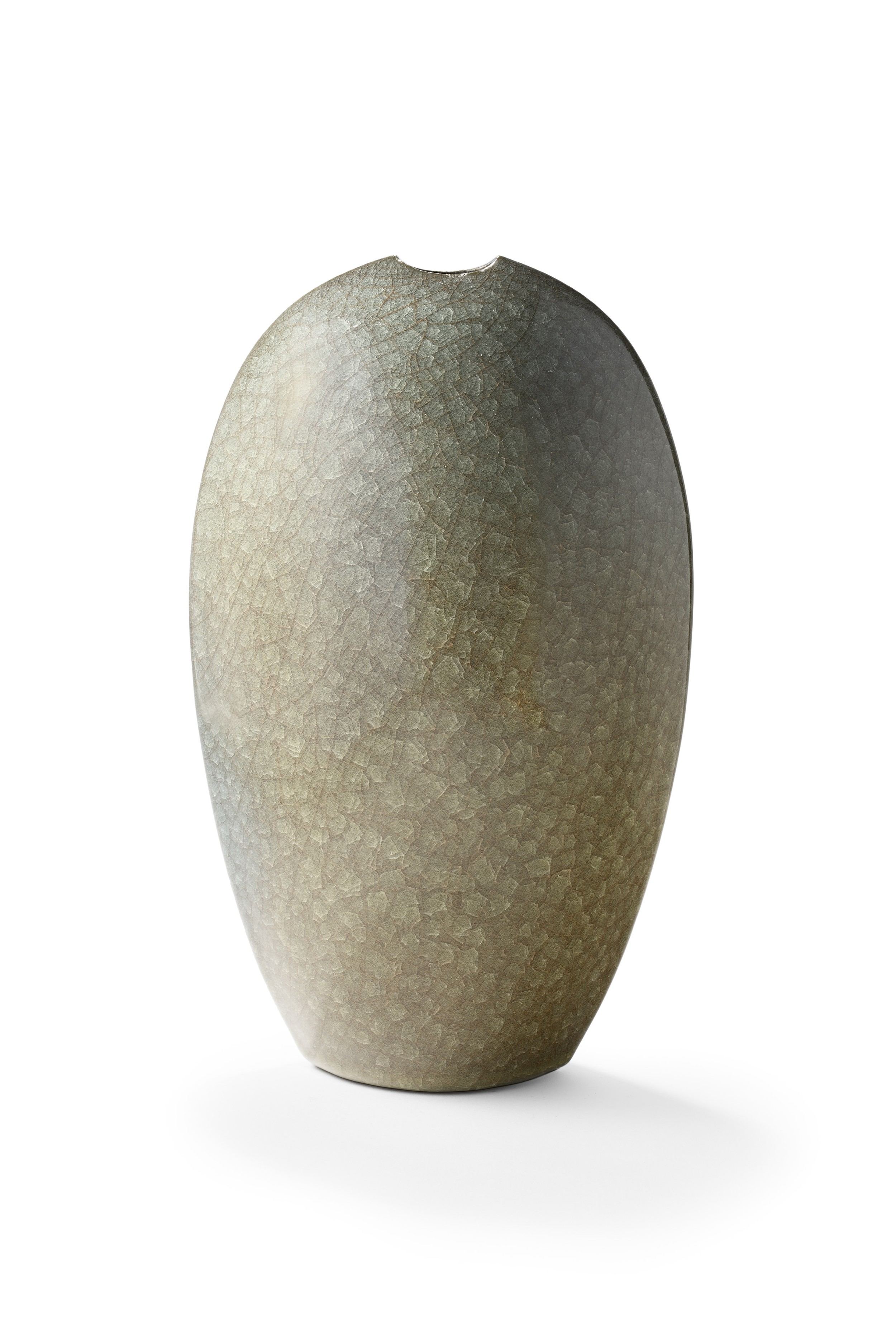 Minegishi Seiko, Brown Rice Colored Celadon Glazed Stoneware, 2020