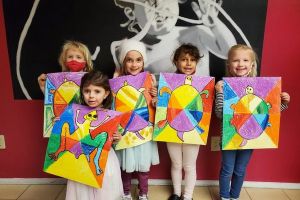 Helping Children Grow Through Creativity with Children’s Art Classes