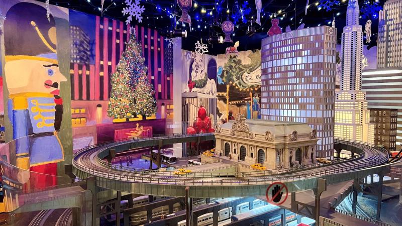 The Ultimate 2025 Guide to Christmas in New York City: Lights, Ice, and Holiday Magic 