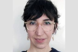 Porträt von Birgit Klötzer, wissenschaftliche Mitarbeiterin bei Gender.Ing an der TU Braunschweig und Mitglied im Klima.Zukunftslabor OPEN_CULTURES