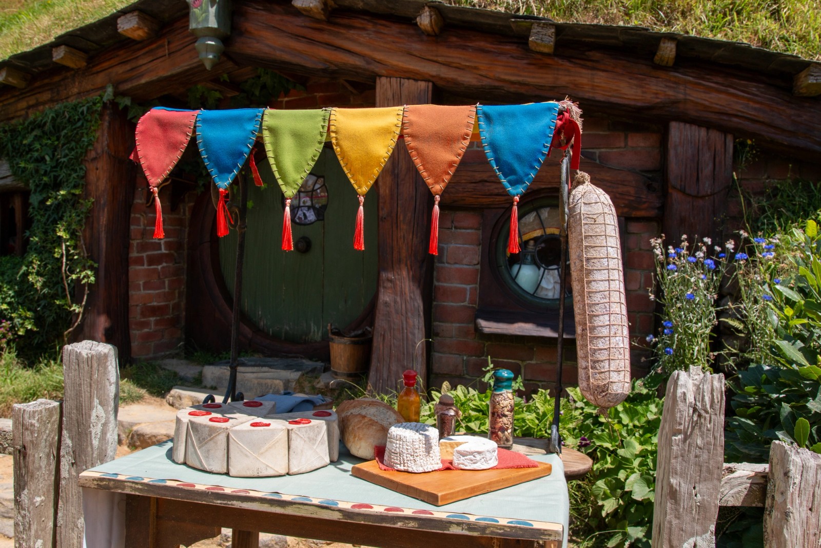 Hobbits also like cheese