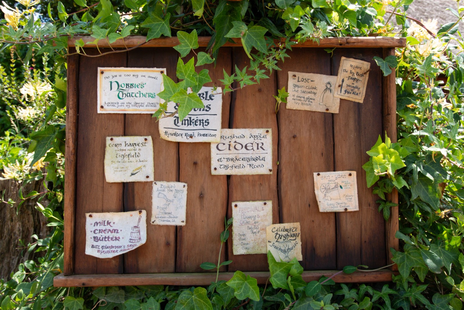 The bulletin board in Hobbiton