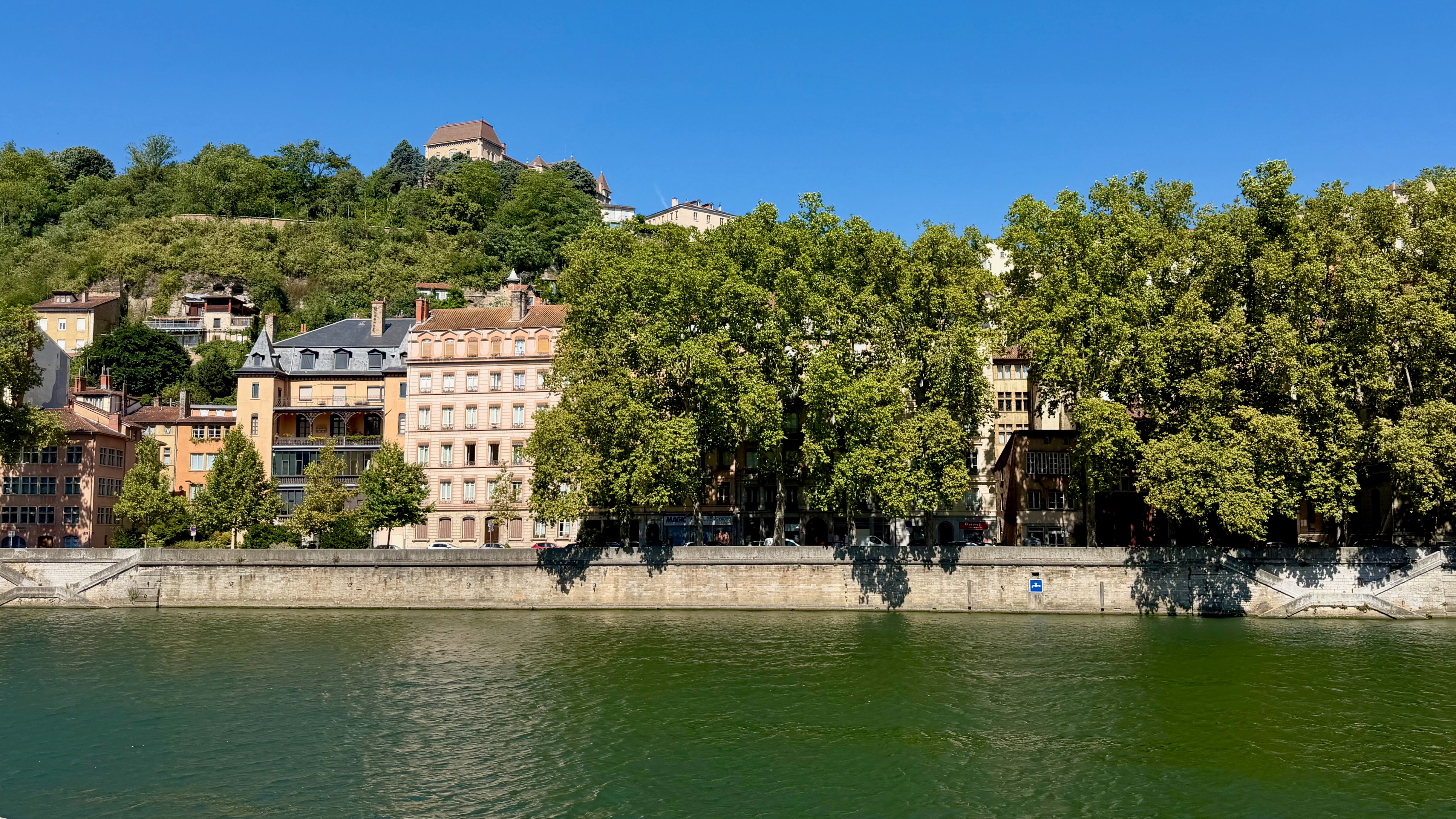 A view of the western bank of Lyon from the Presqu’île