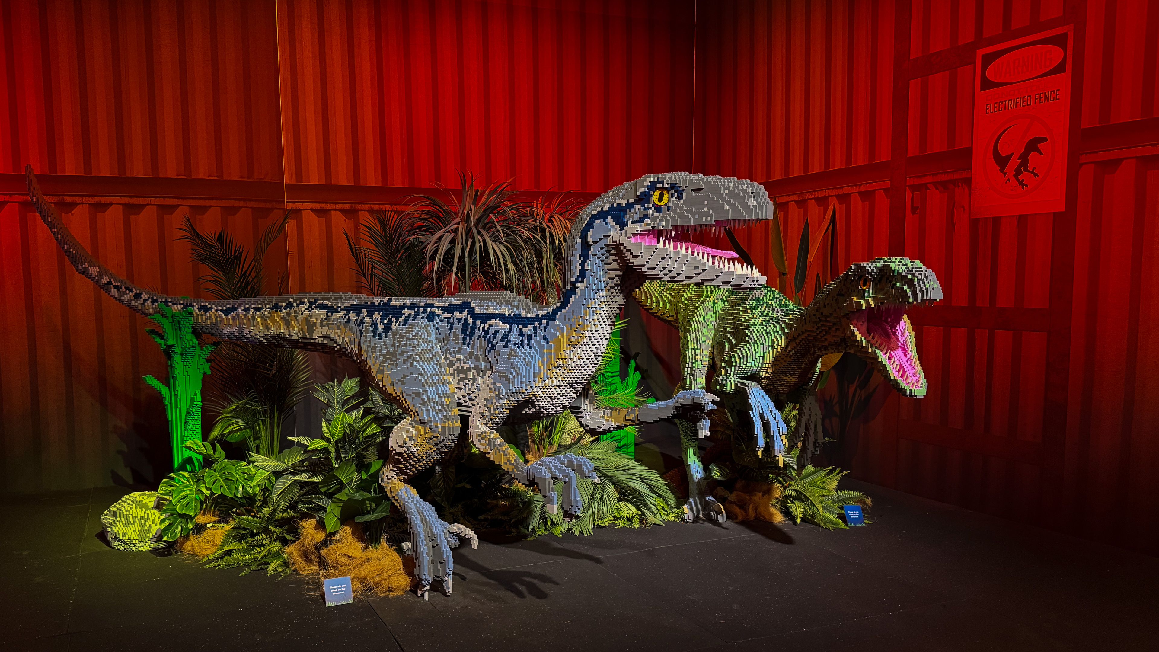 Lego velociraptors