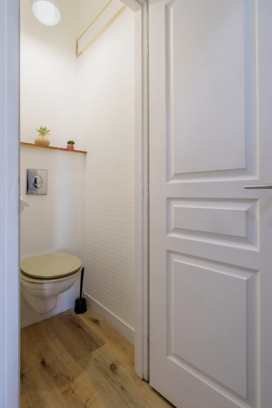 Toilettes séparées du Duplex Gambetta