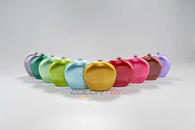 Opaque colour row, a Colortek finish on glass