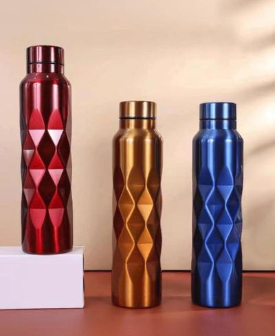 Diamond-pattern bottleware, a Colortek finish on metal