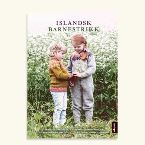 Bokomslag med tittelen Islandsk barnestrikk som viser to born i strikkaklede ståande ute i ein eng med kvite blomar