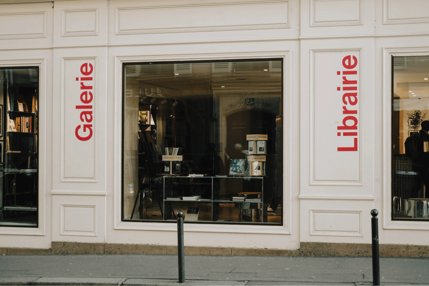 Exterior view of La Hune’s bookstore and gallery, with red “Galerie” and “Librairie” lettering on the façade.