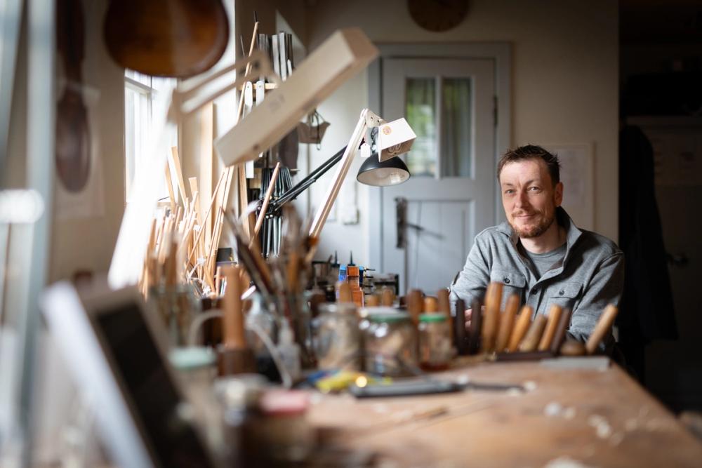Ian Crawford McWilliams | Geigenbauer - Masonry 11