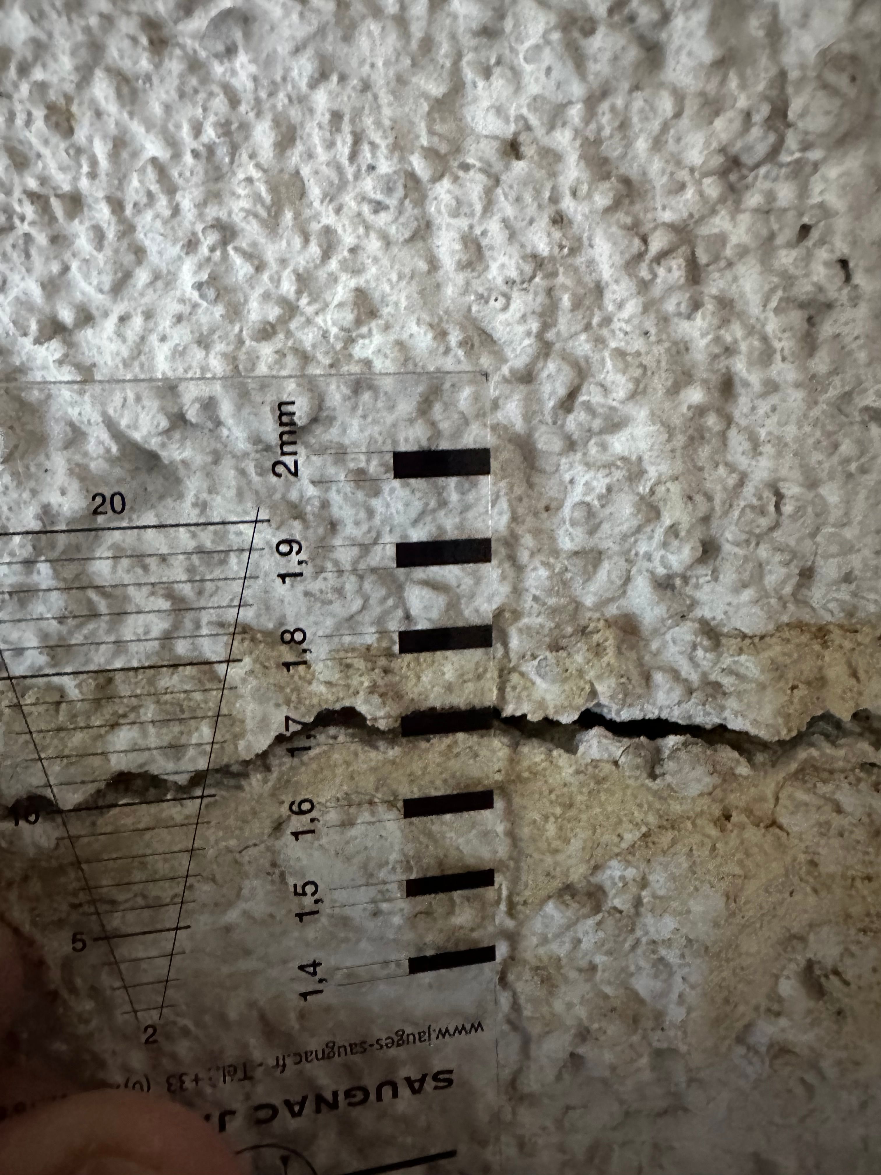 Fissure sur une villa expertisée à Vence