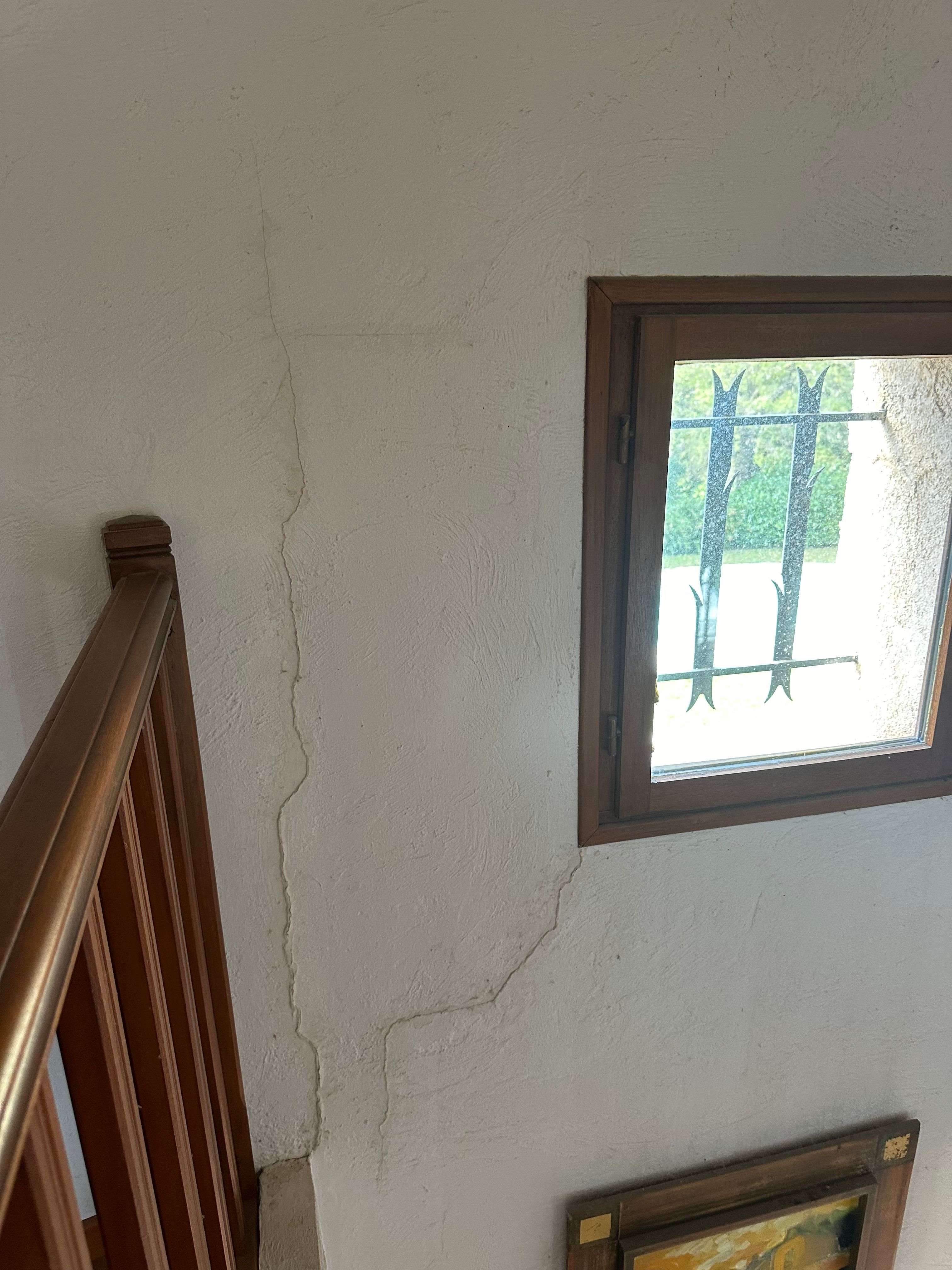 Fissures sur villa à Villeneuve Loubet