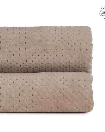 Colcha beige de terciopelo y microfibra — vista completa