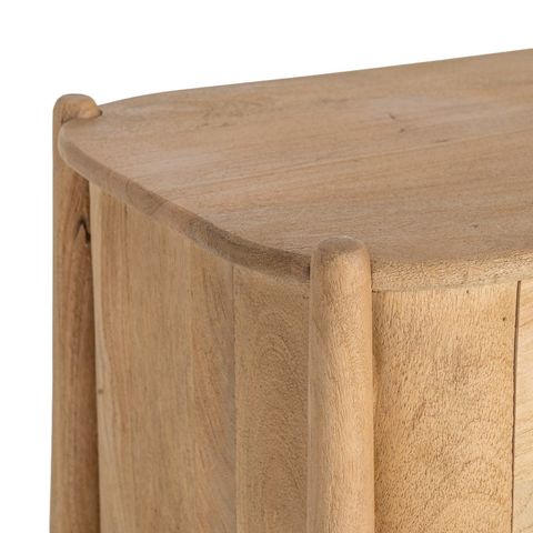 Mueble de TV de mango con estante inferior, detalle de la madera