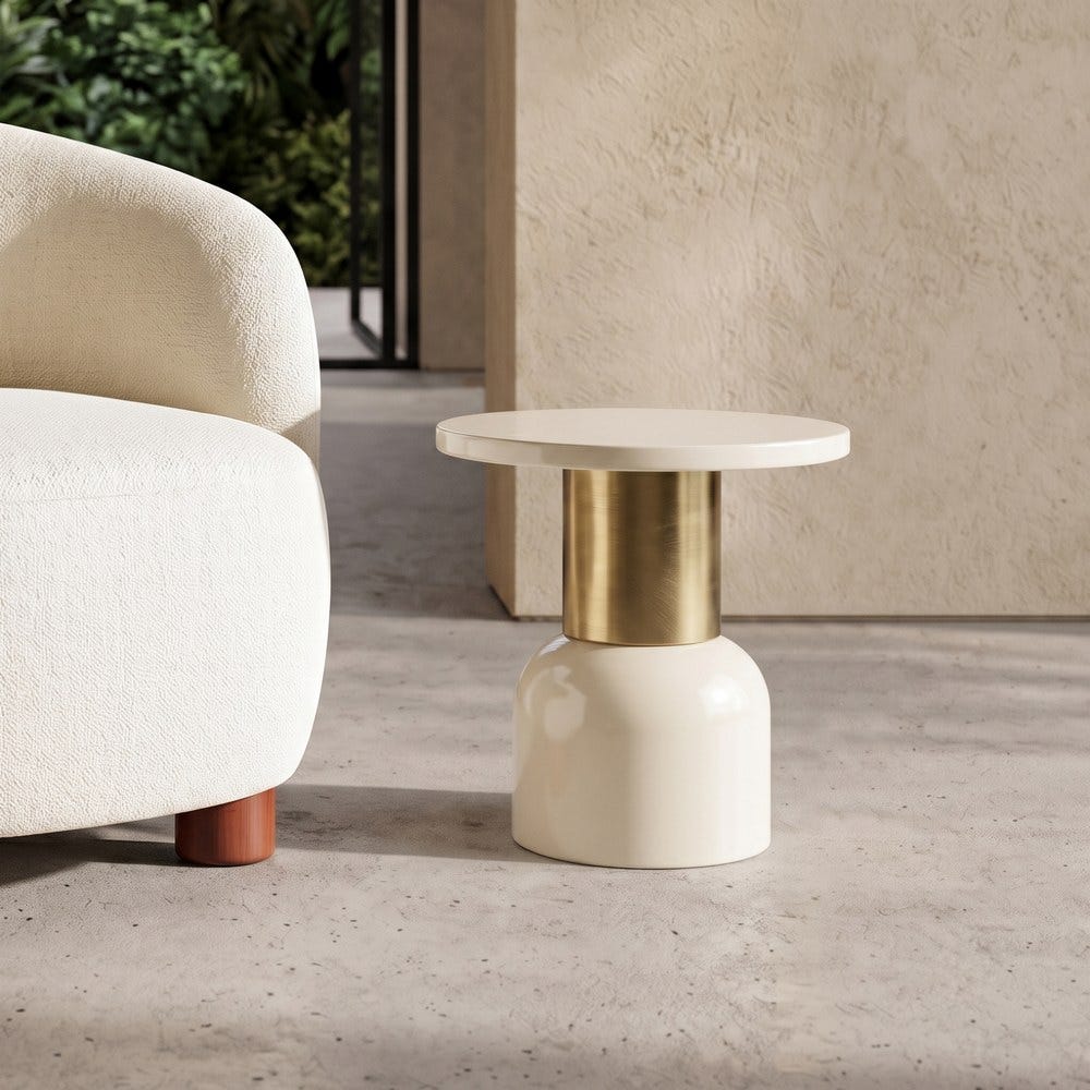 Mesa auxiliar blanca con cuello dorado