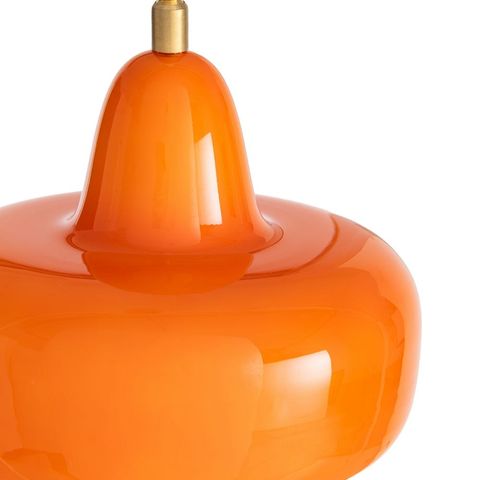 Lámpara de techo naranja de cristal — detalle