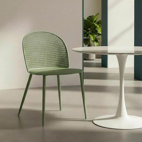 Silla verde de respaldo de rejilla