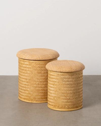 Conjunto de dos pufs baúl de ratán natural