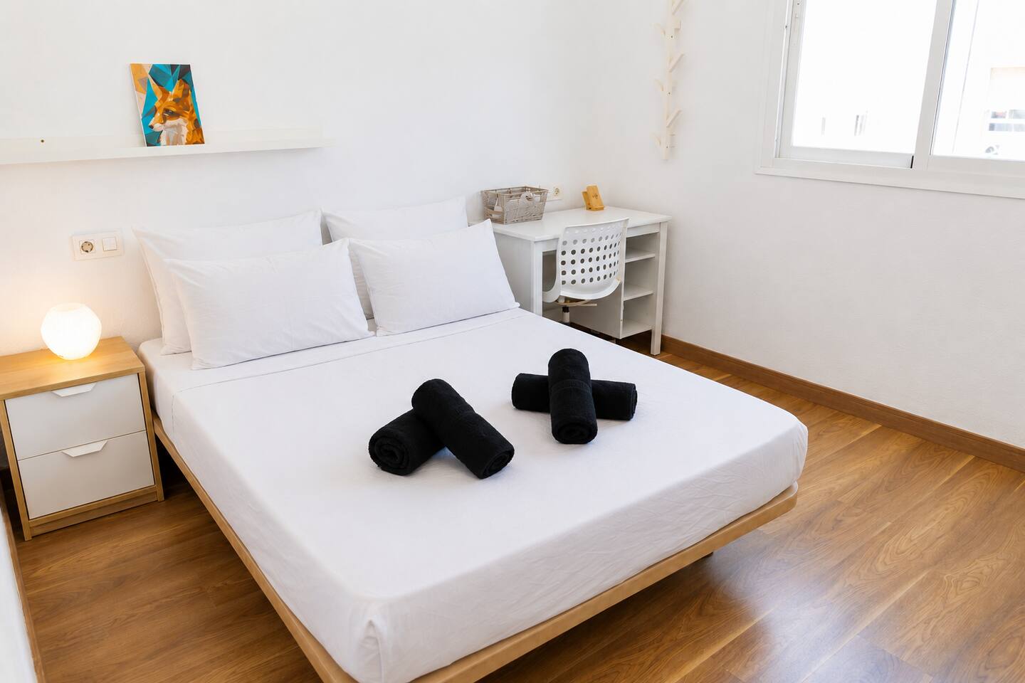 Private Room | Terrace • 5 min Walk Downtown