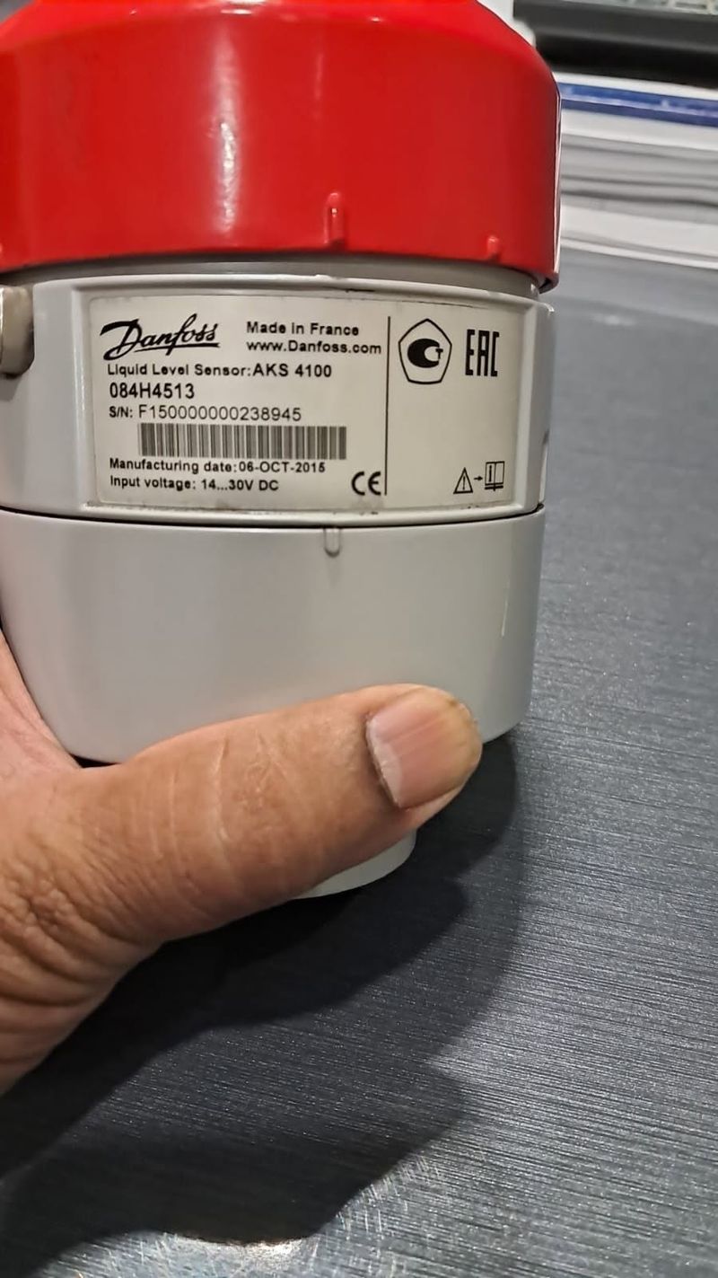 Danfoss Liquid Level Sensor AKS 4100