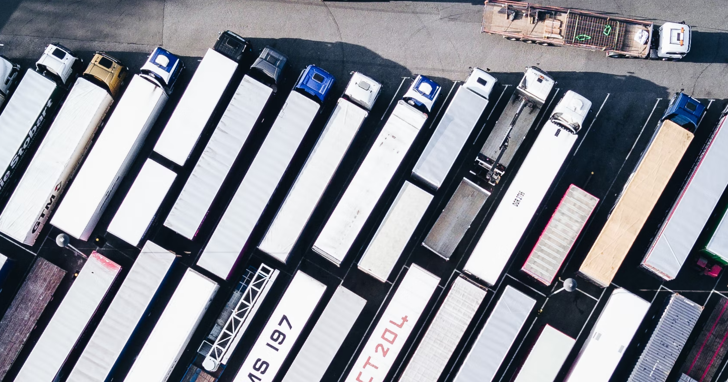 What Is Over-the-Road Trucking? A Guide for Fleet Operations