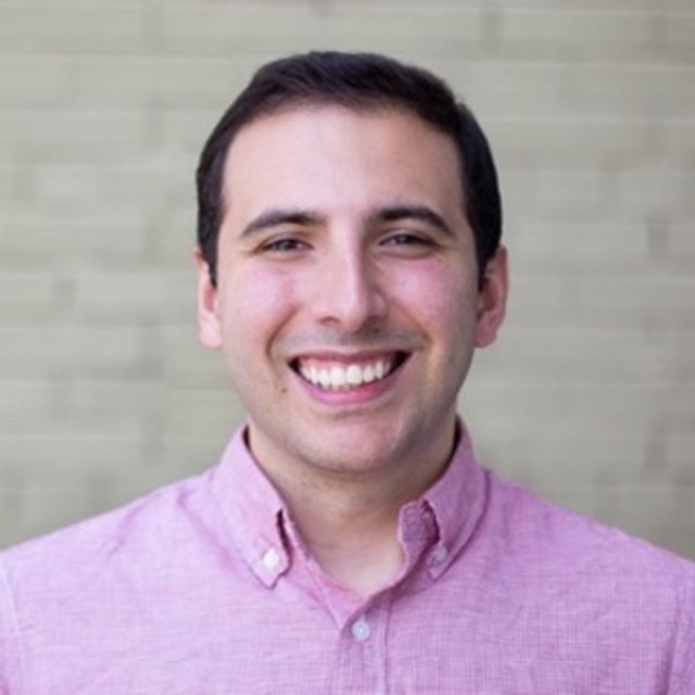 Jorge Valdivia's headshot