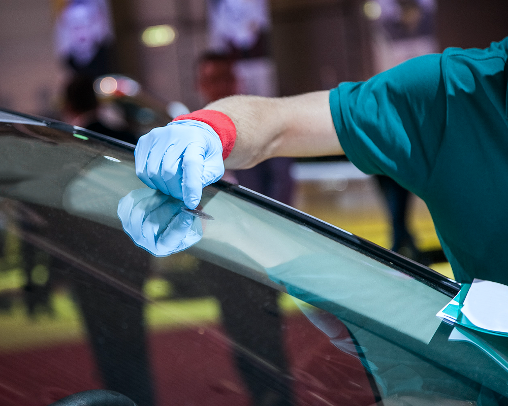 How to Fix Small Chips or Cracks in Windshield: Step-by-Step Guide