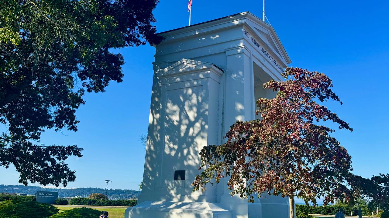 Peace Arch Border