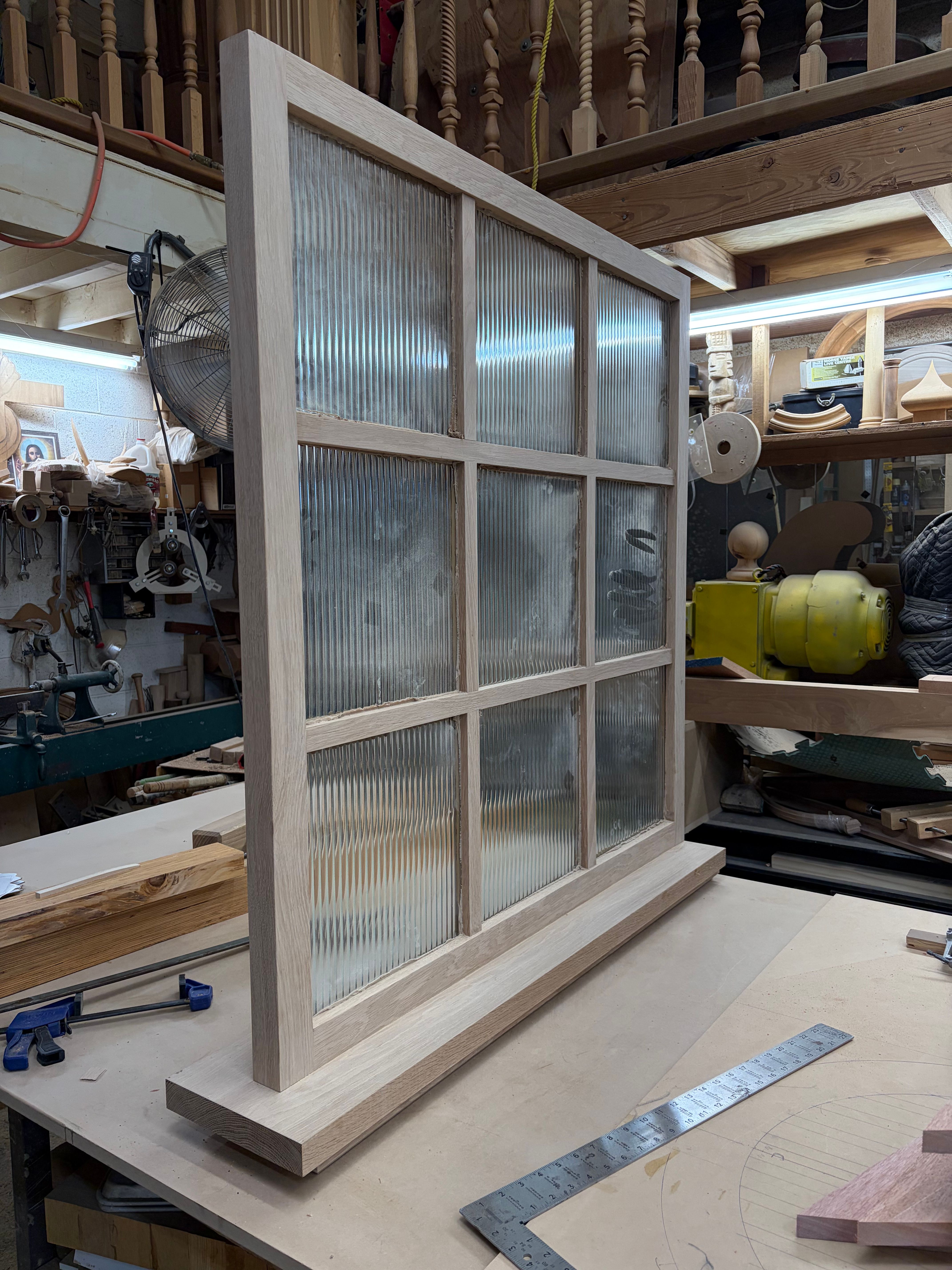 window with walll cap