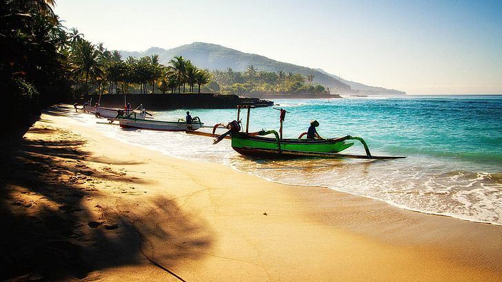 Featured Experience: One Week in Paradise