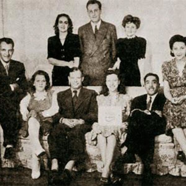 Comunidad bahá’í de Santiago, fotografía histórica en blanco y negro