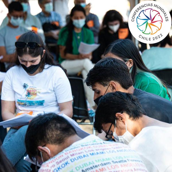 Participantes de las Conferencias Mundiales Bahá’í 2022 en Chile