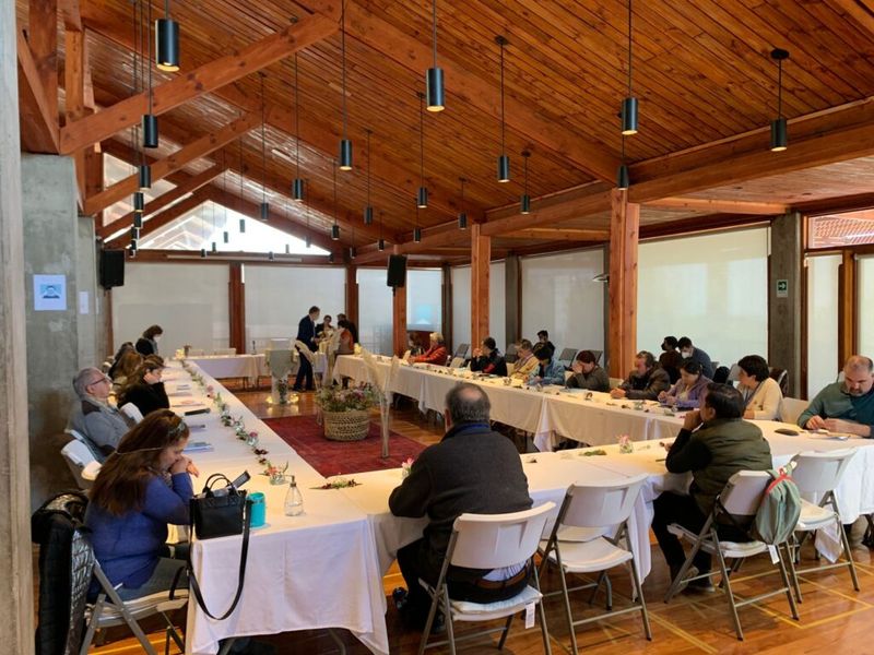 Miembros de la Asamblea Espiritual Nacional Bahá’í recién electa