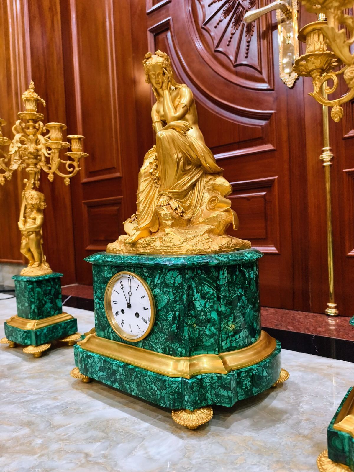 Bộ đồng hồ tượng malachite – ảnh 5