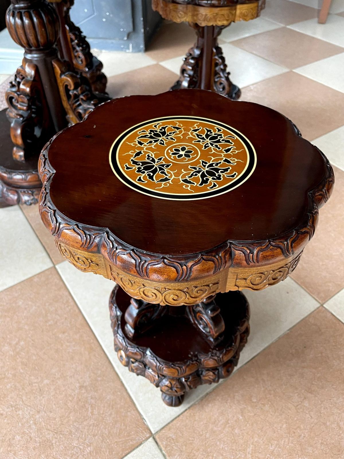 Bộ bàn ghế – ảnh 4