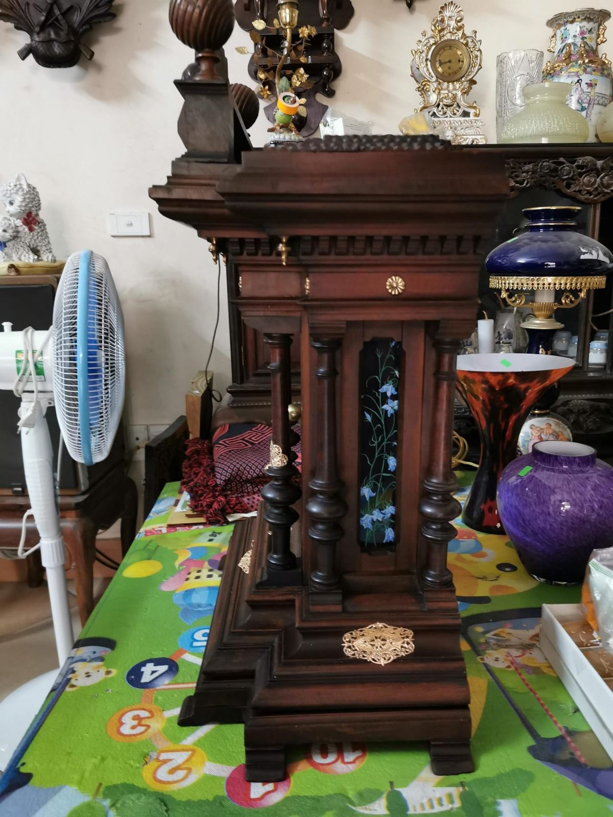 Đồng hồ để bàn Đức mô phỏng kiến trúc tòa thị chính – ảnh 2