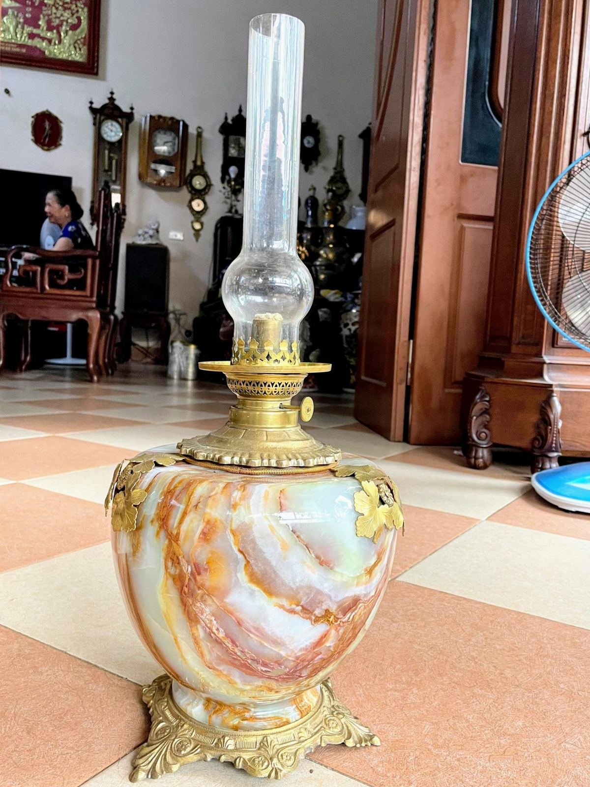 Đèn dầu bầu đá, cao 57cm – ảnh 2