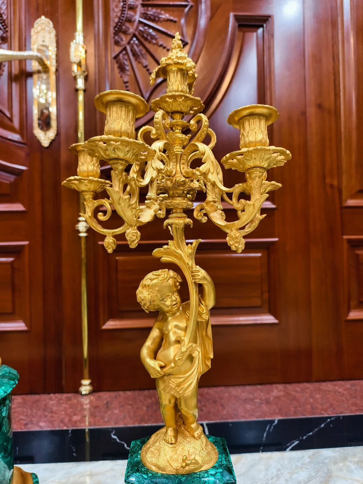 Bộ đồng hồ tượng malachite – ảnh 11