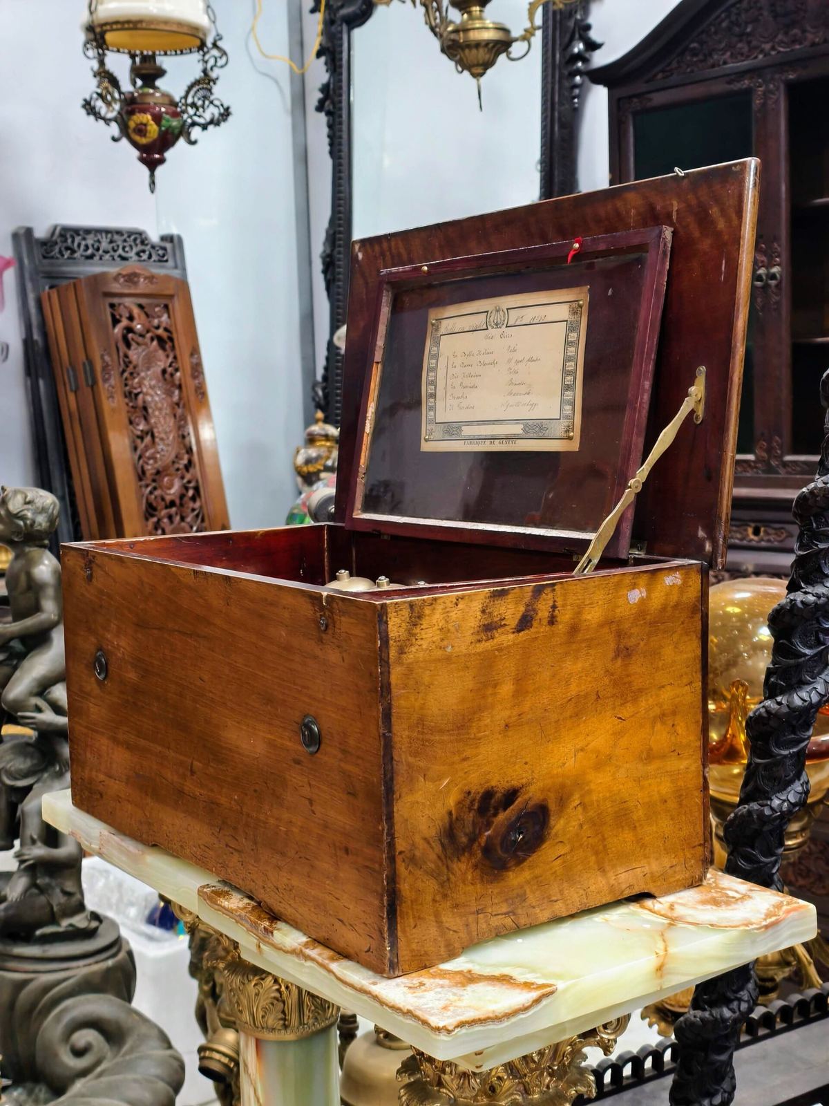 Hộp nhạc Thụy Sỹ – ảnh 3