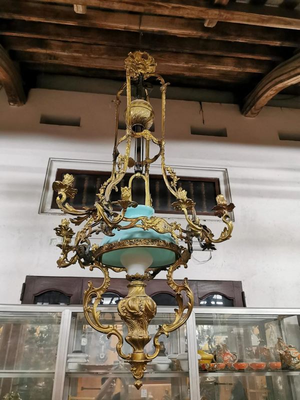 Đèn 4 dây Pháp – ảnh 1