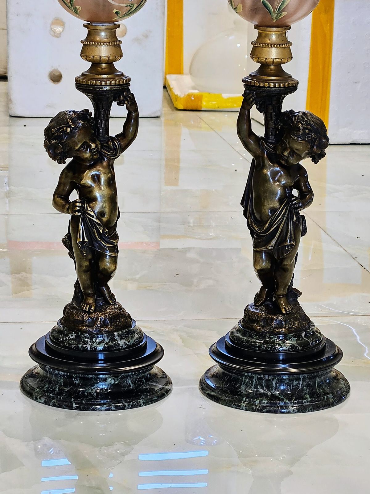 Cặp đèn dầu tượng – ảnh 2
