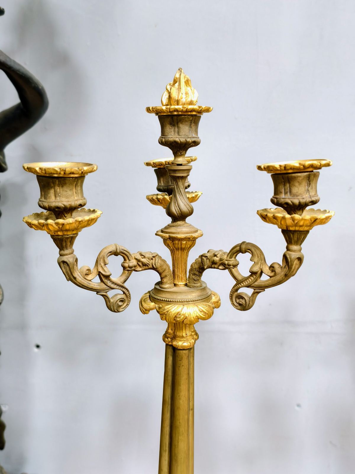 Cặp chân nến cổ Pháp, cao 54cm – ảnh 3