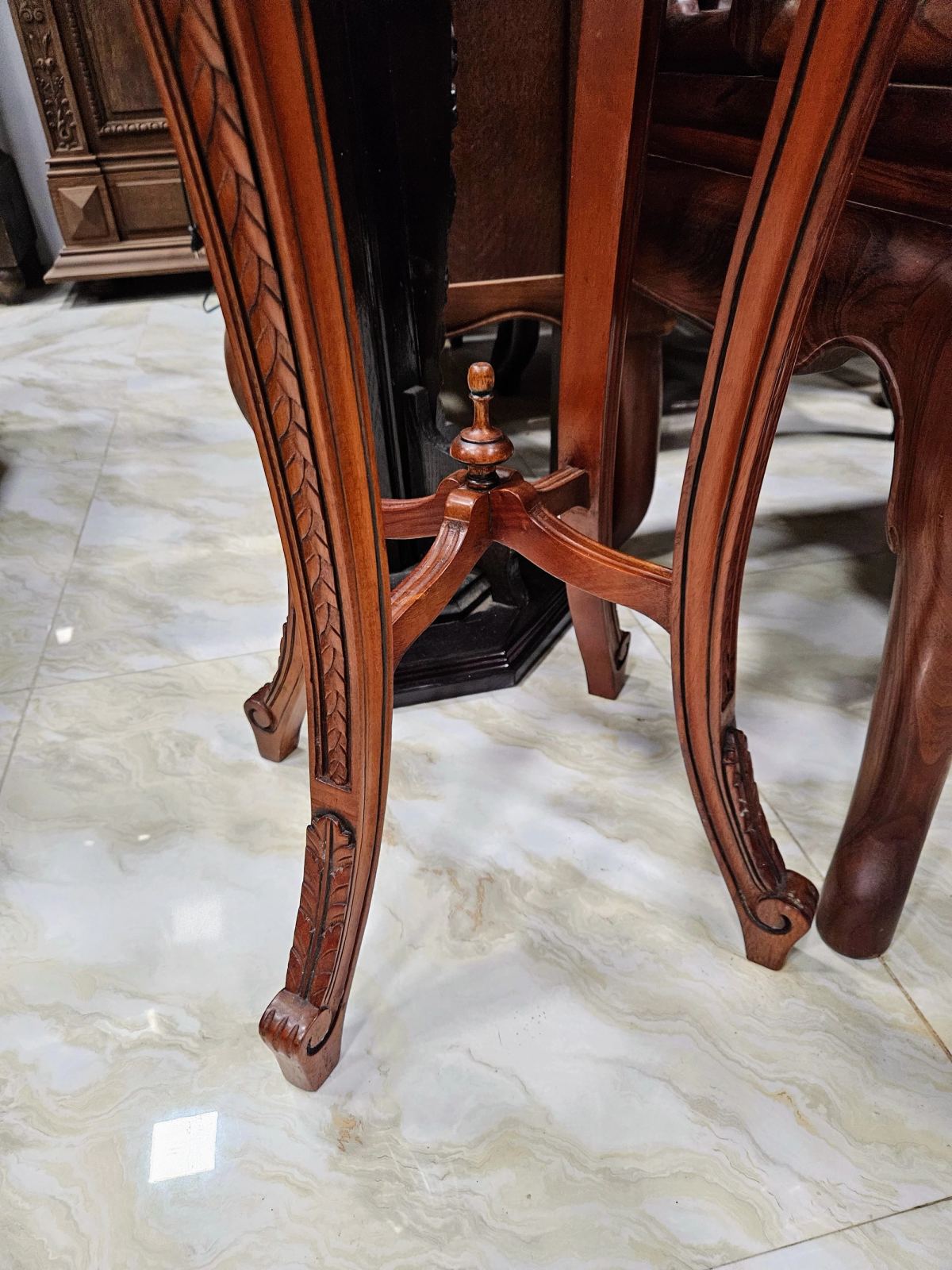 Một chiếc đôn gỗ rất đẹp, cao 92cm – ảnh 3