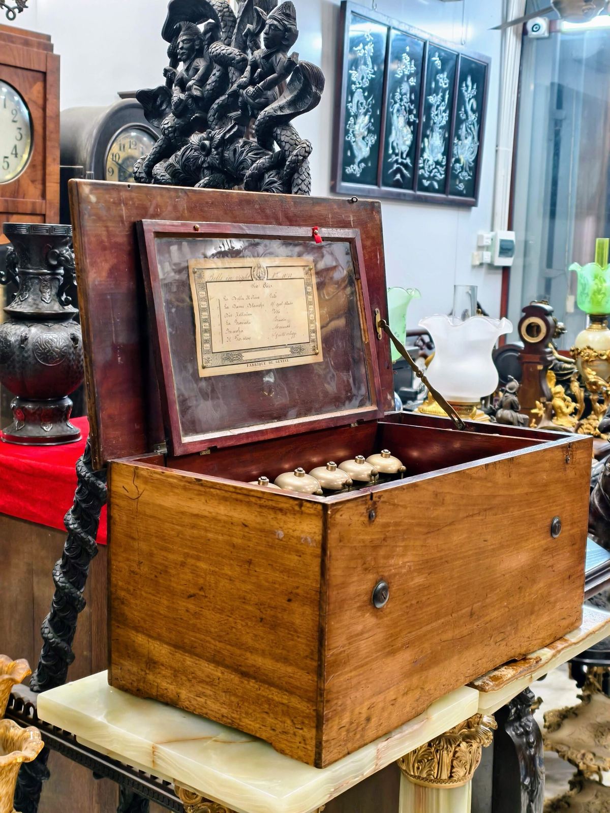 Hộp nhạc Thụy Sỹ – ảnh 2