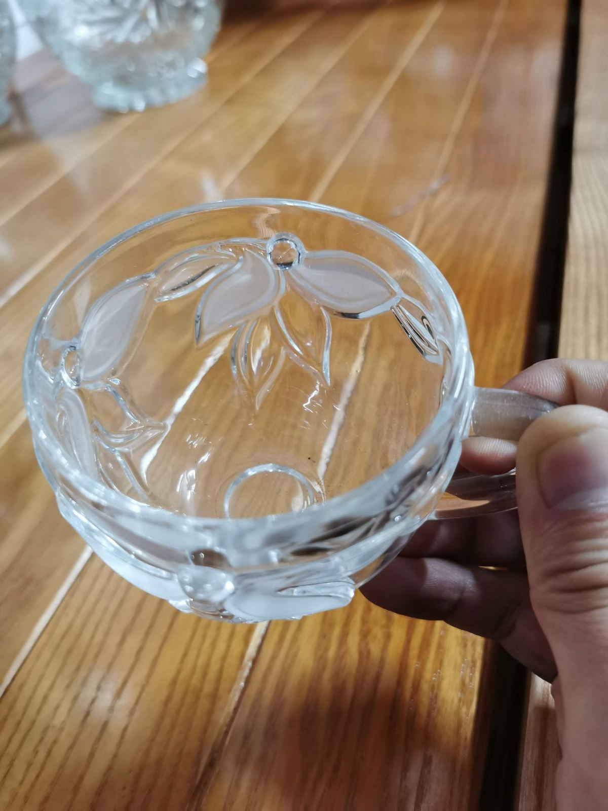 Bộ âu và chén pha lê – ảnh 6