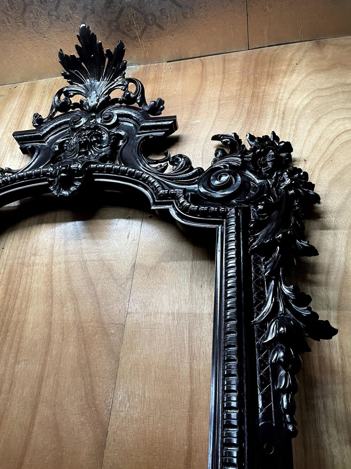 Gương và bàn trang điểm gỗ – ảnh 4