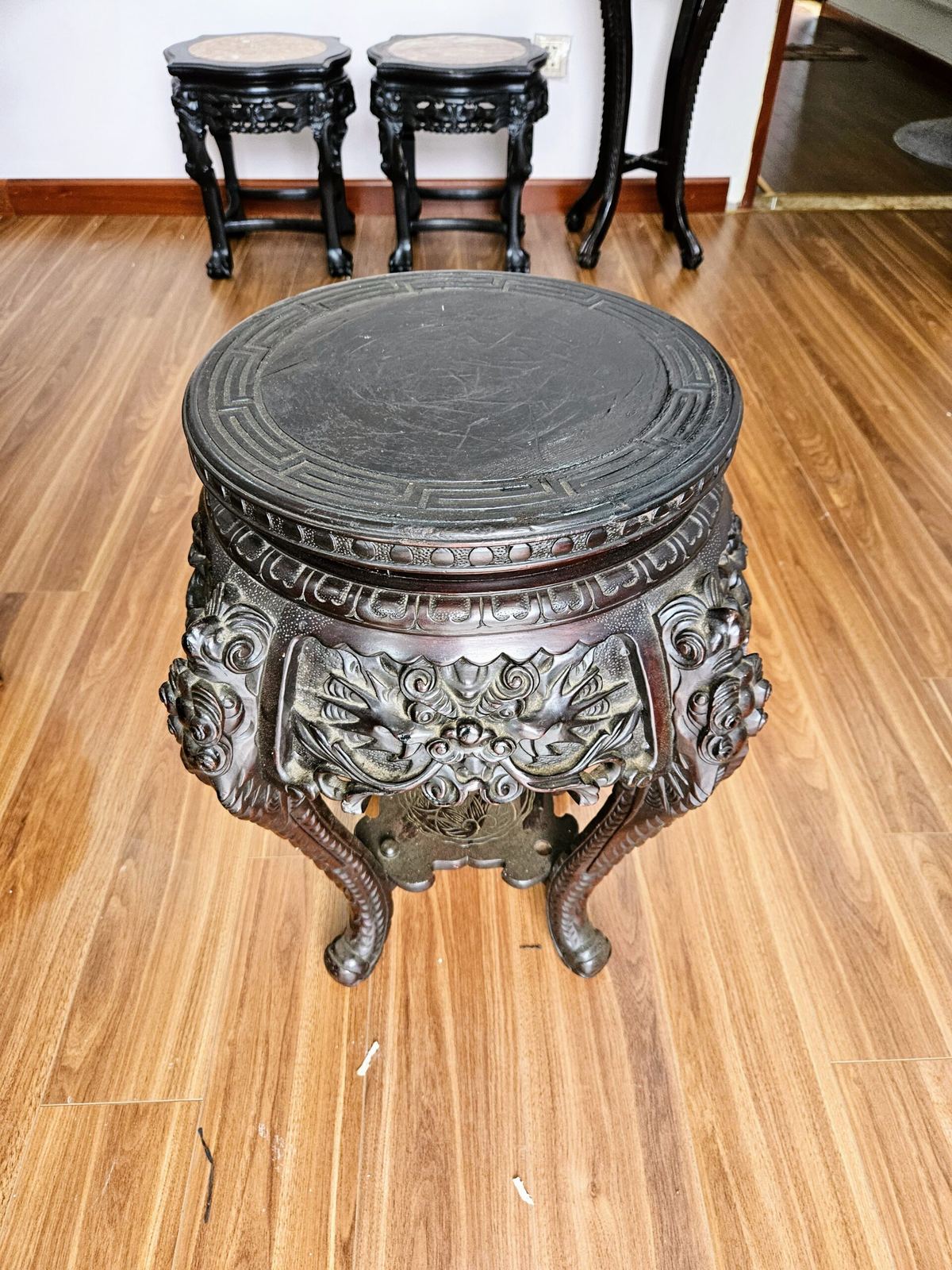 Một chiếc đôn gỗ rất đẹp, cao 60cm – ảnh 2